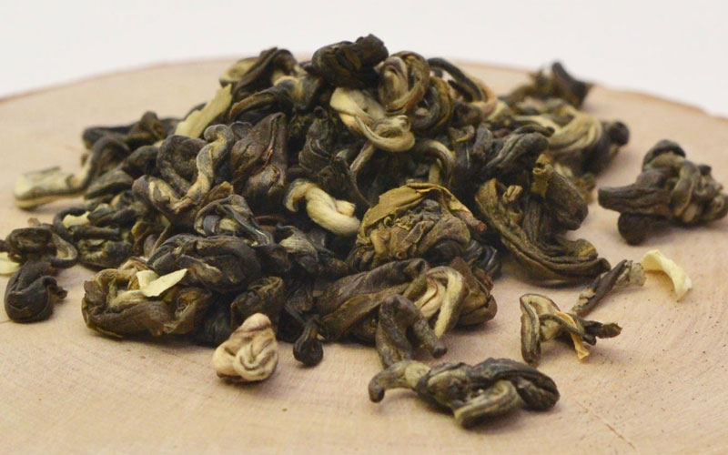 Зеленый чай с жасмином Би Тань Пяо Сюэ