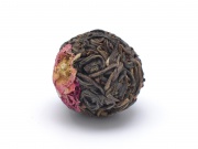 Шен Пуэр с чайной розой, связанный чай Жемчуг Дракона