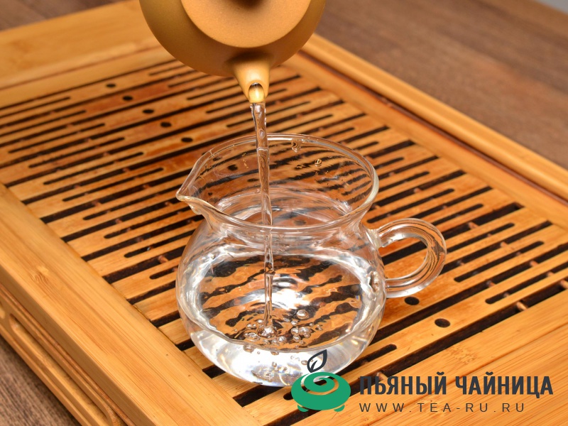 Чайник Ди Шуй Ши Чуань, исинская глина хуан цзинь дуань ни, 200мл.