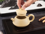 Чайник Дун По Ши Пяо, исинская глина бэн шань дуань ни, 110мл.