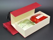 Упаковка, пакет с ручками и коробка на 2-3 чая
